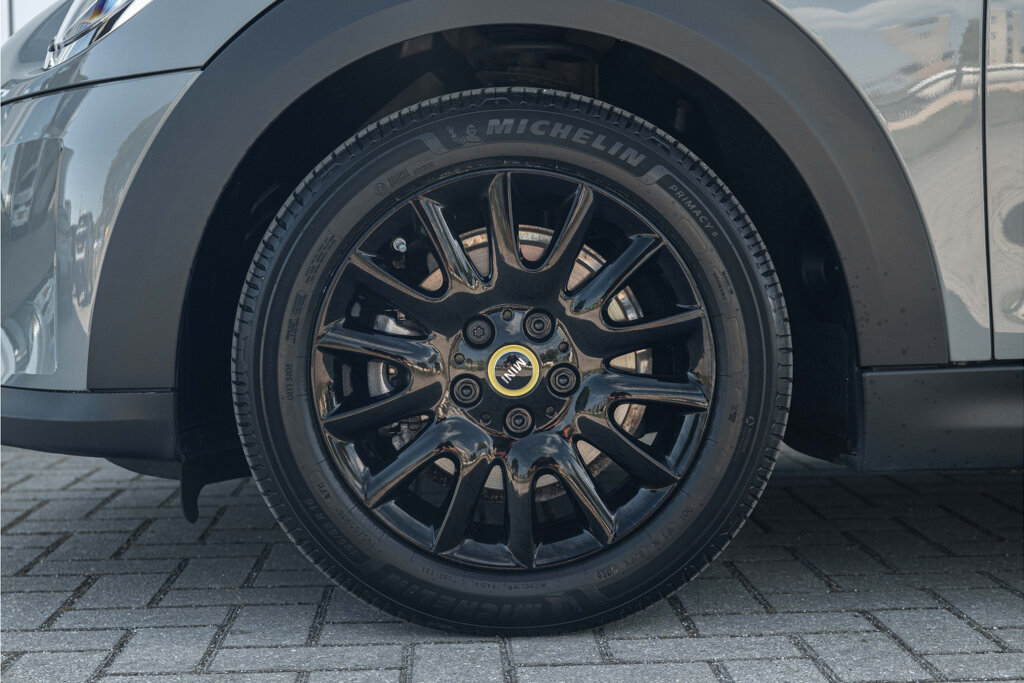 MINI Electric 39