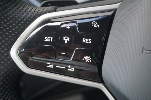 cruise control adaptief met Stop&Go cruise control adaptief met Stop&Go