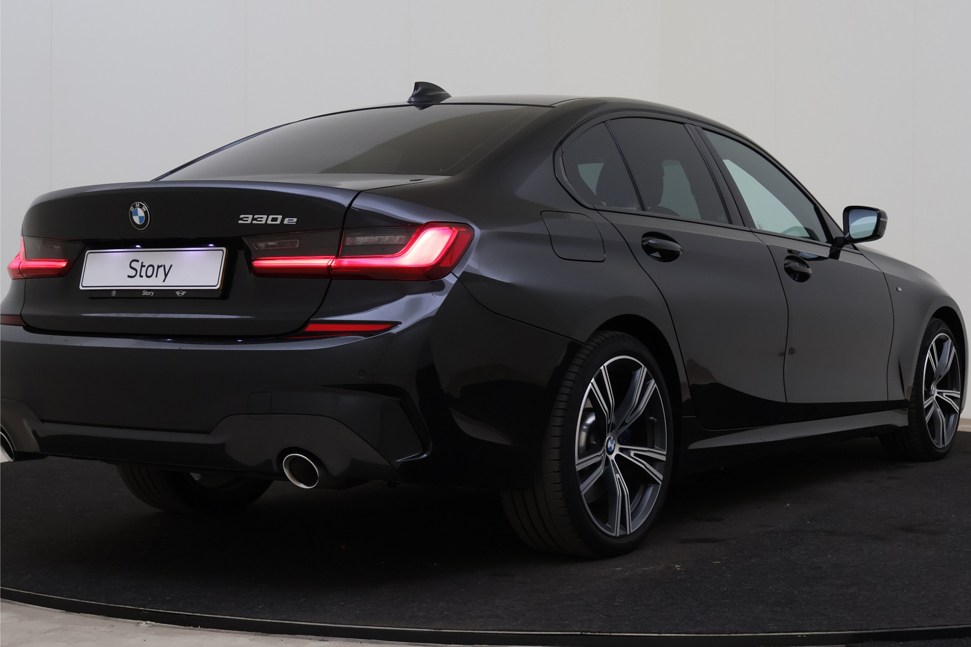 BMW 3 Serie 330e High Executive M Sport Automaat