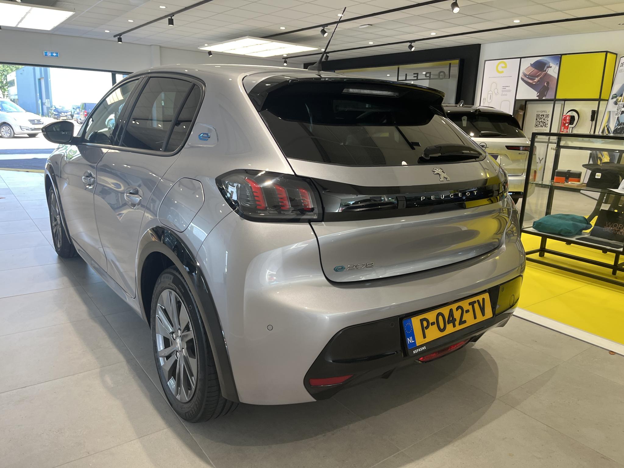 Peugeot e-208 EV Allure Pack 50 kWh - Afbeelding 4