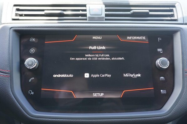 Apple Carplay/Android Auto
