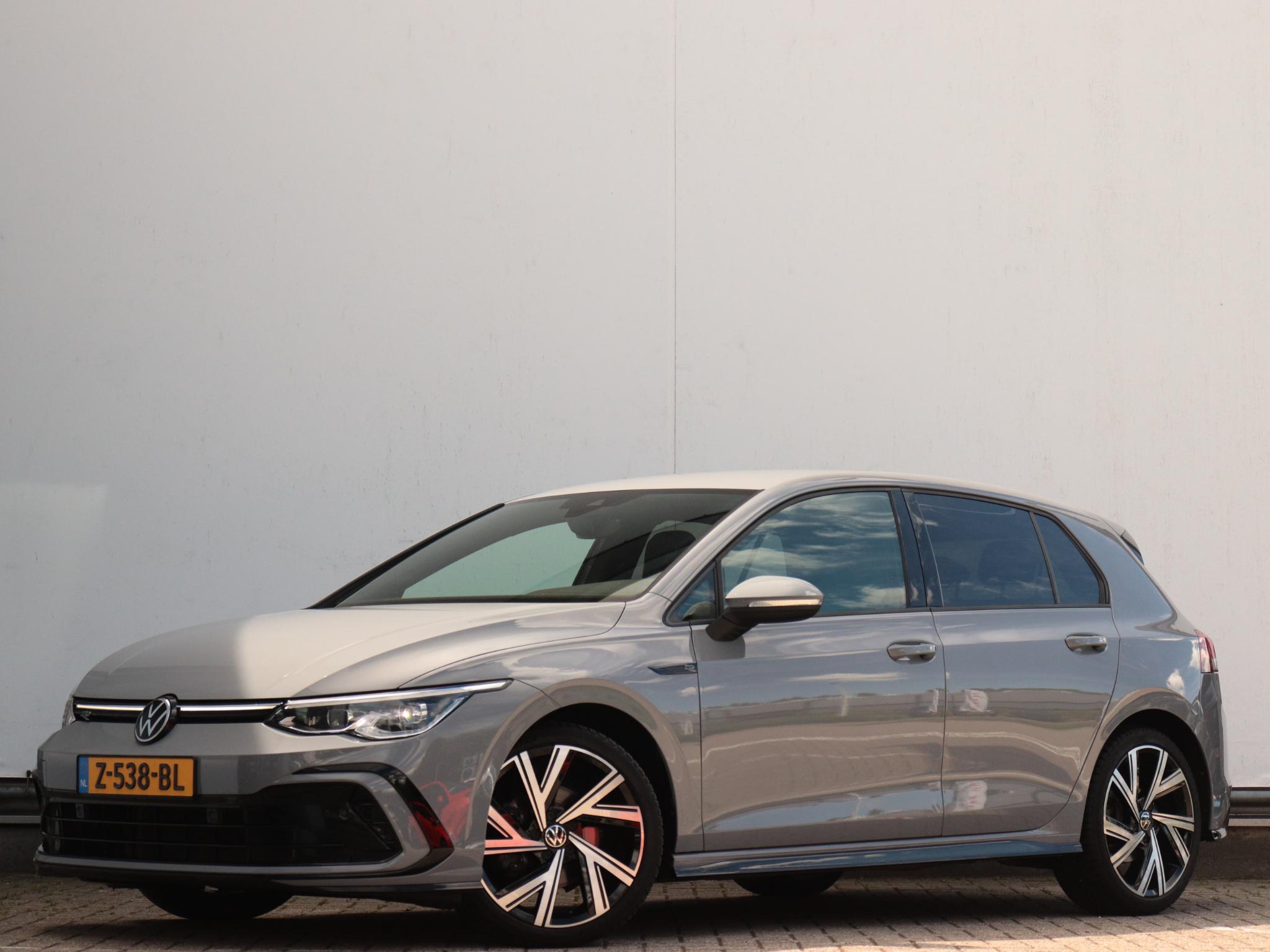 Volkswagen Golf 1.5 eTSI R-Line Business