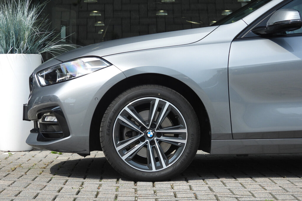 BMW 1 Serie 18