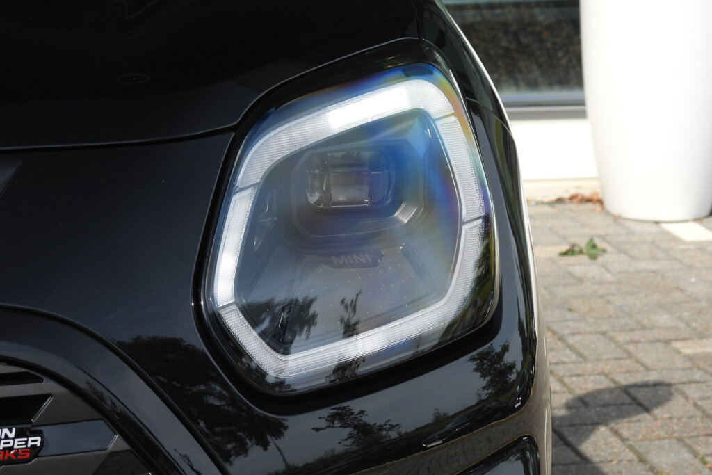 MINI Countryman 11