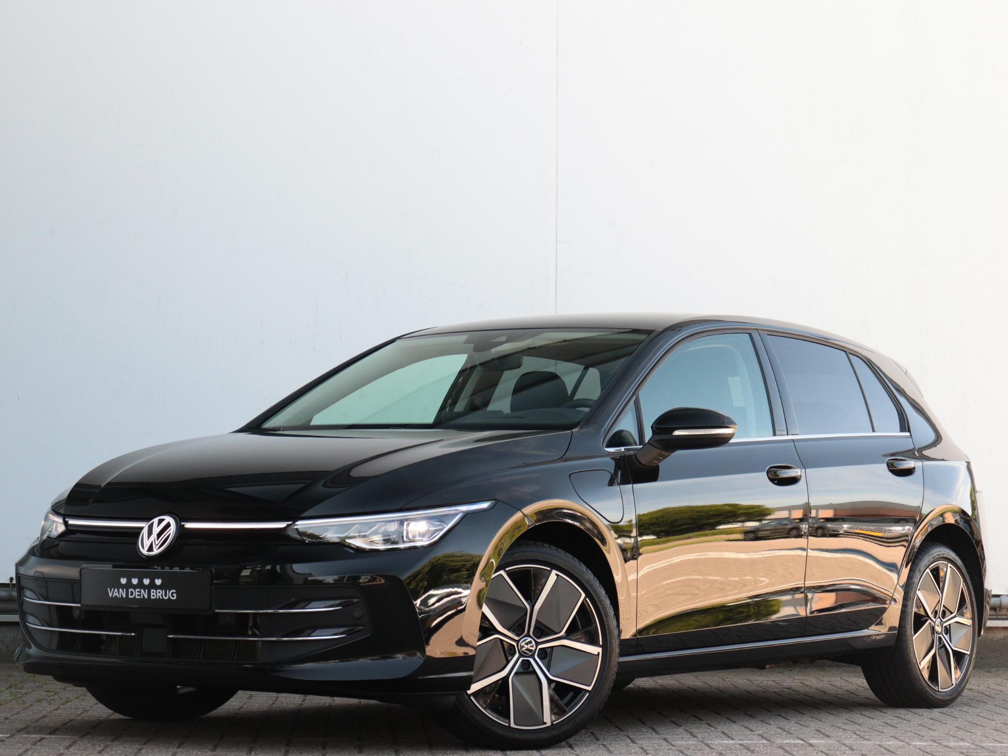 Volkswagen Golf 1.5 eHybrid Style
