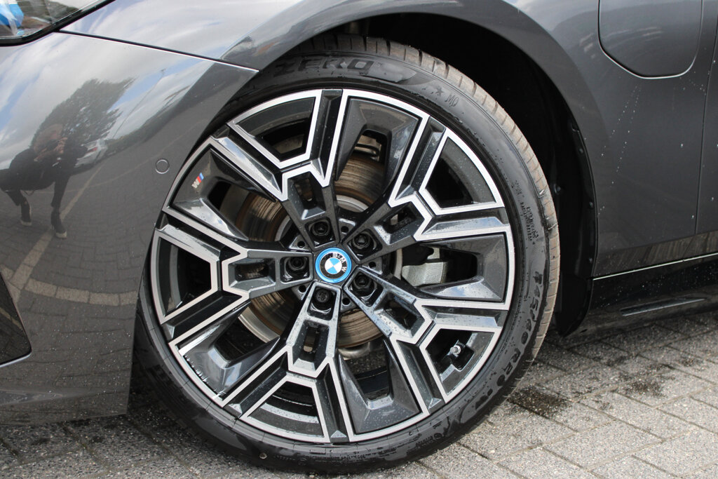 BMW 5 Serie 4