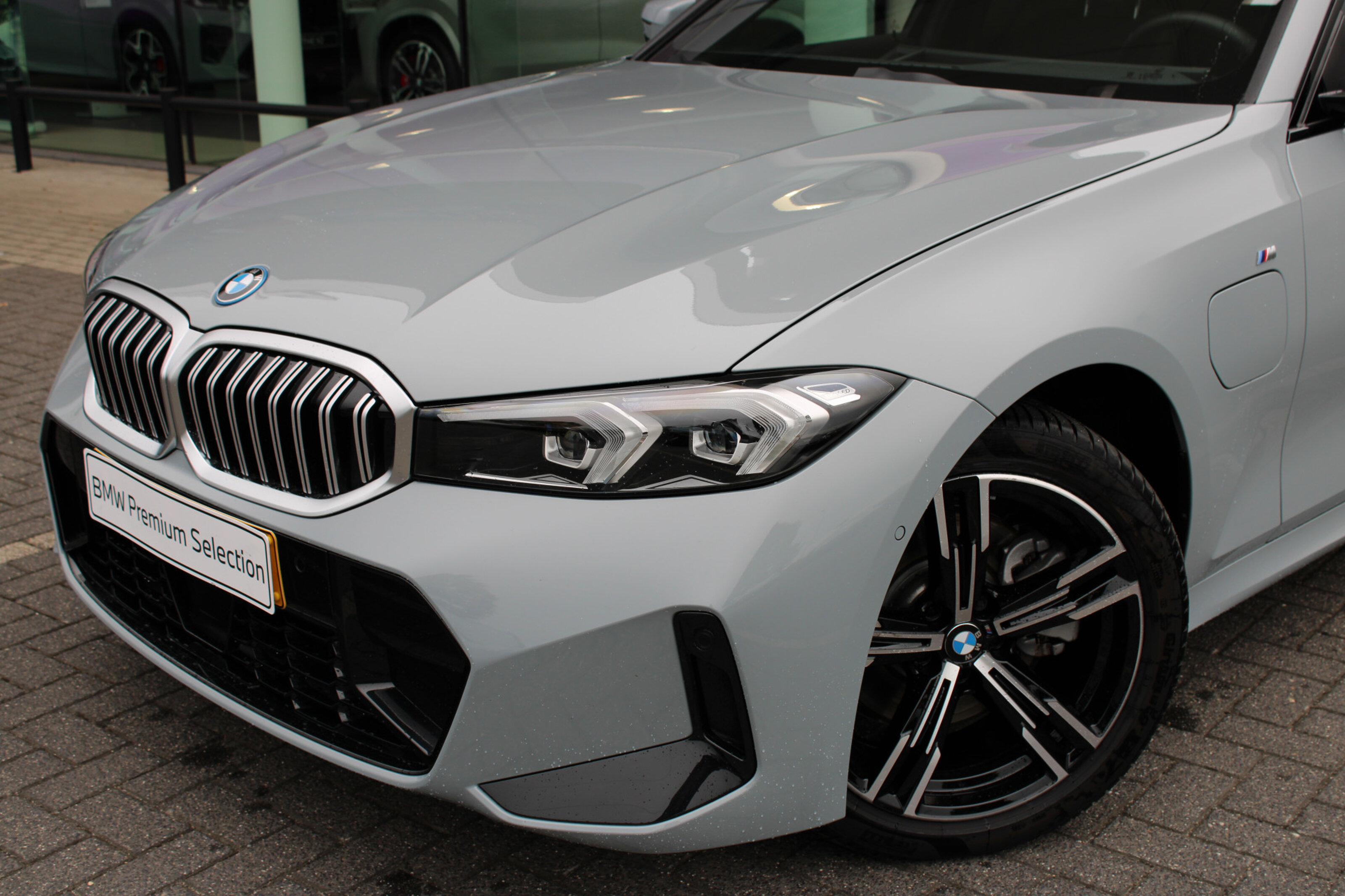 BMW 3 Serie Touring 330e M Sport Automaat