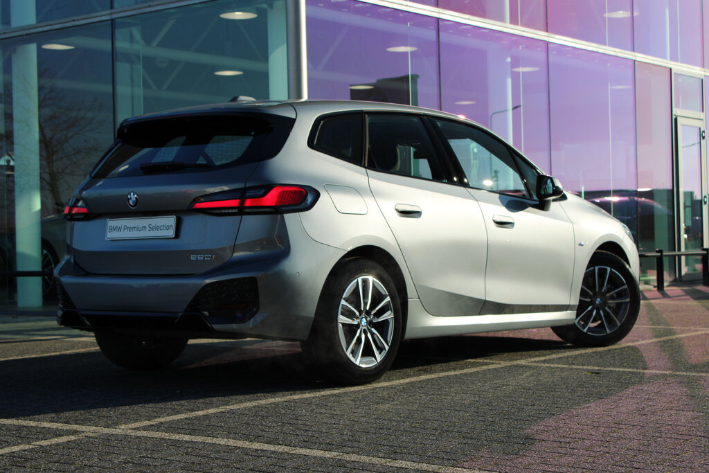 BMW 2 Serie 18