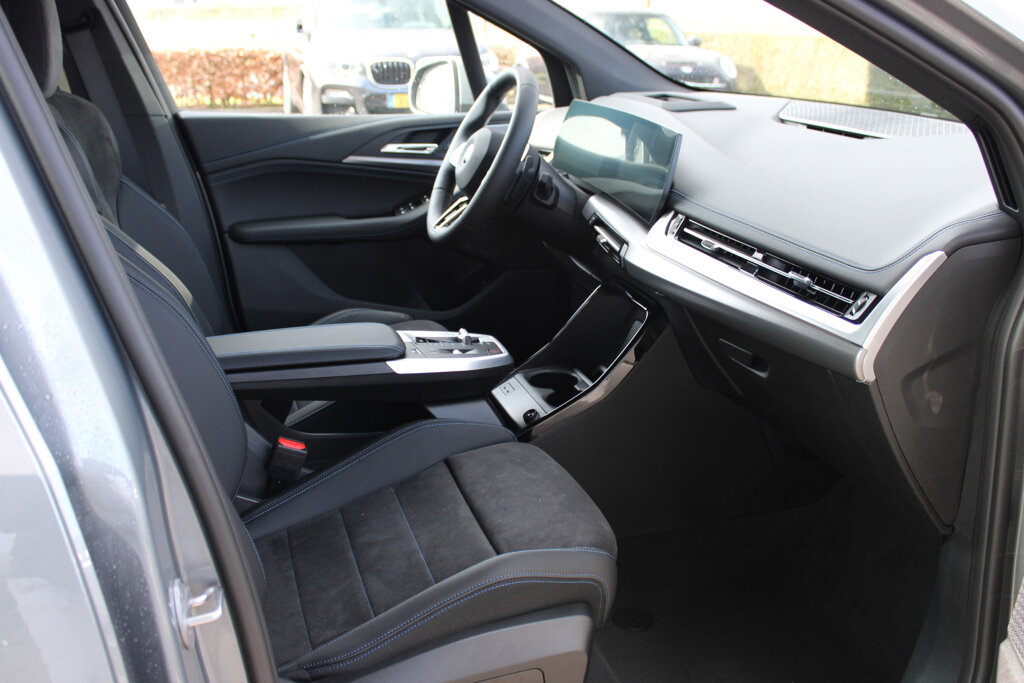 BMW 2 Serie 11