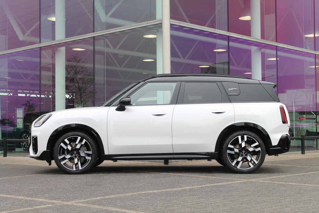 MINI Countryman 9