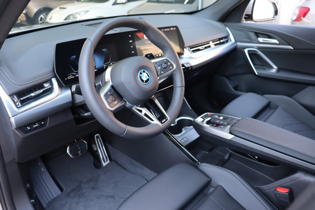 BMW X1 13
