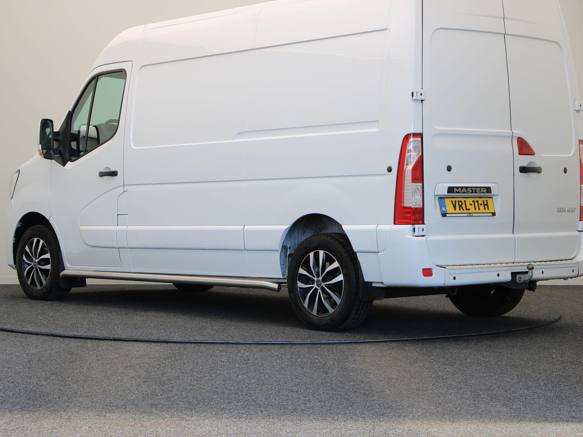 Renault Master T35 2.3 dCi 135 L2H2 Work Edition - Afbeelding 3