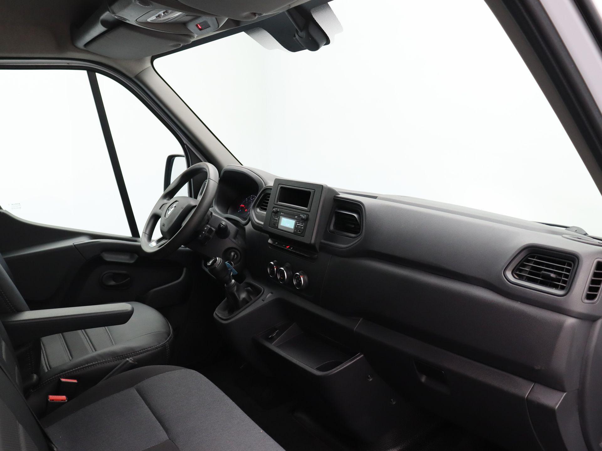 Renault Master T35 2.3 dCi 135 L2H2 Work Edition - Afbeelding 9