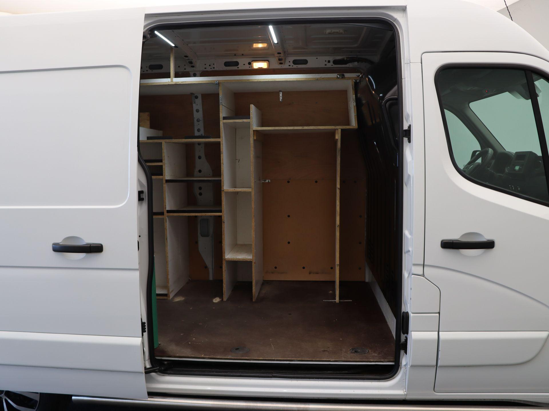 Renault Master T35 2.3 dCi 135 L2H2 Work Edition - Afbeelding 10