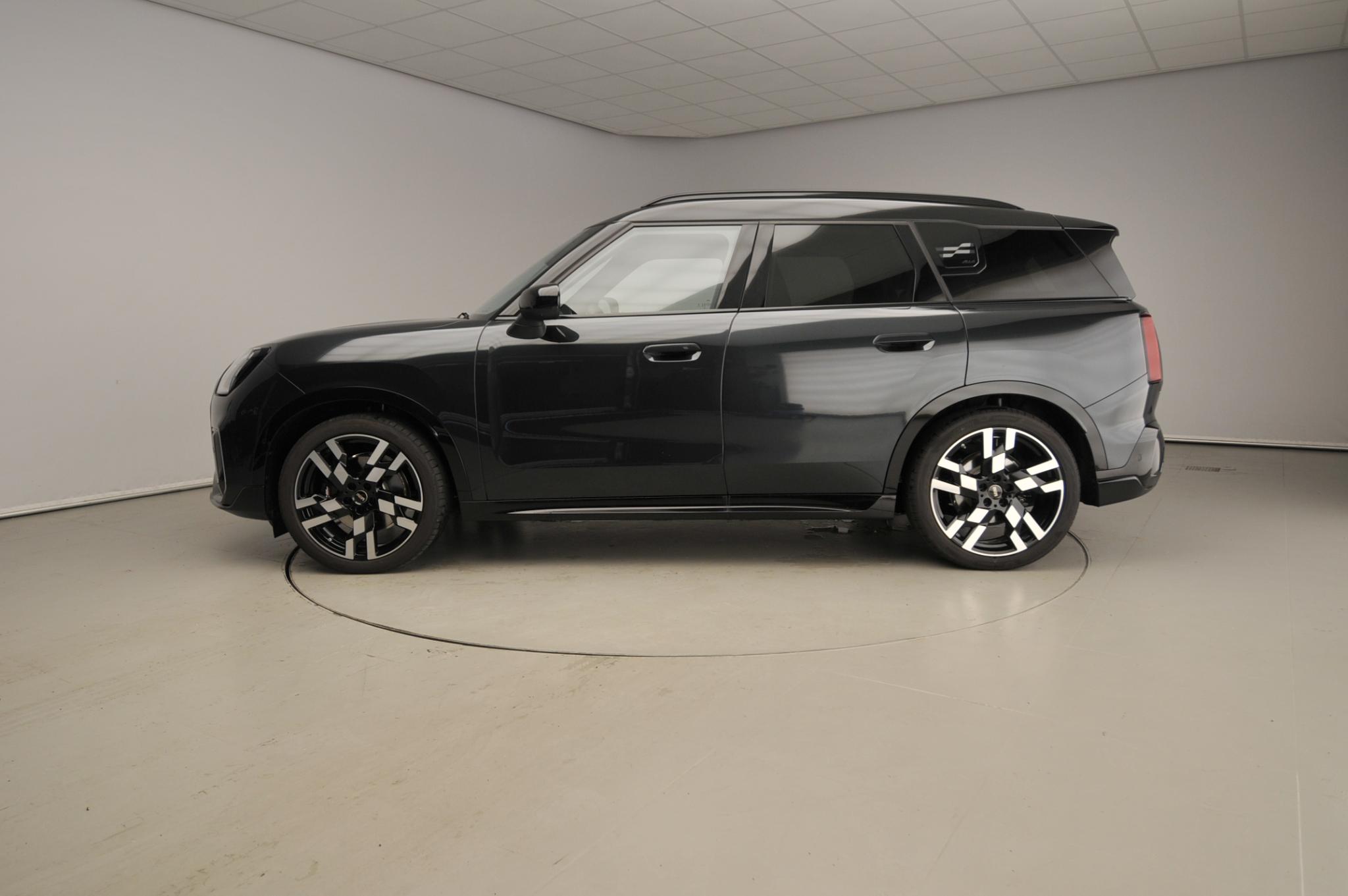 MINI Countryman SE ALL4 John Cooper Works XL 66.5 kWh - Afbeelding 2