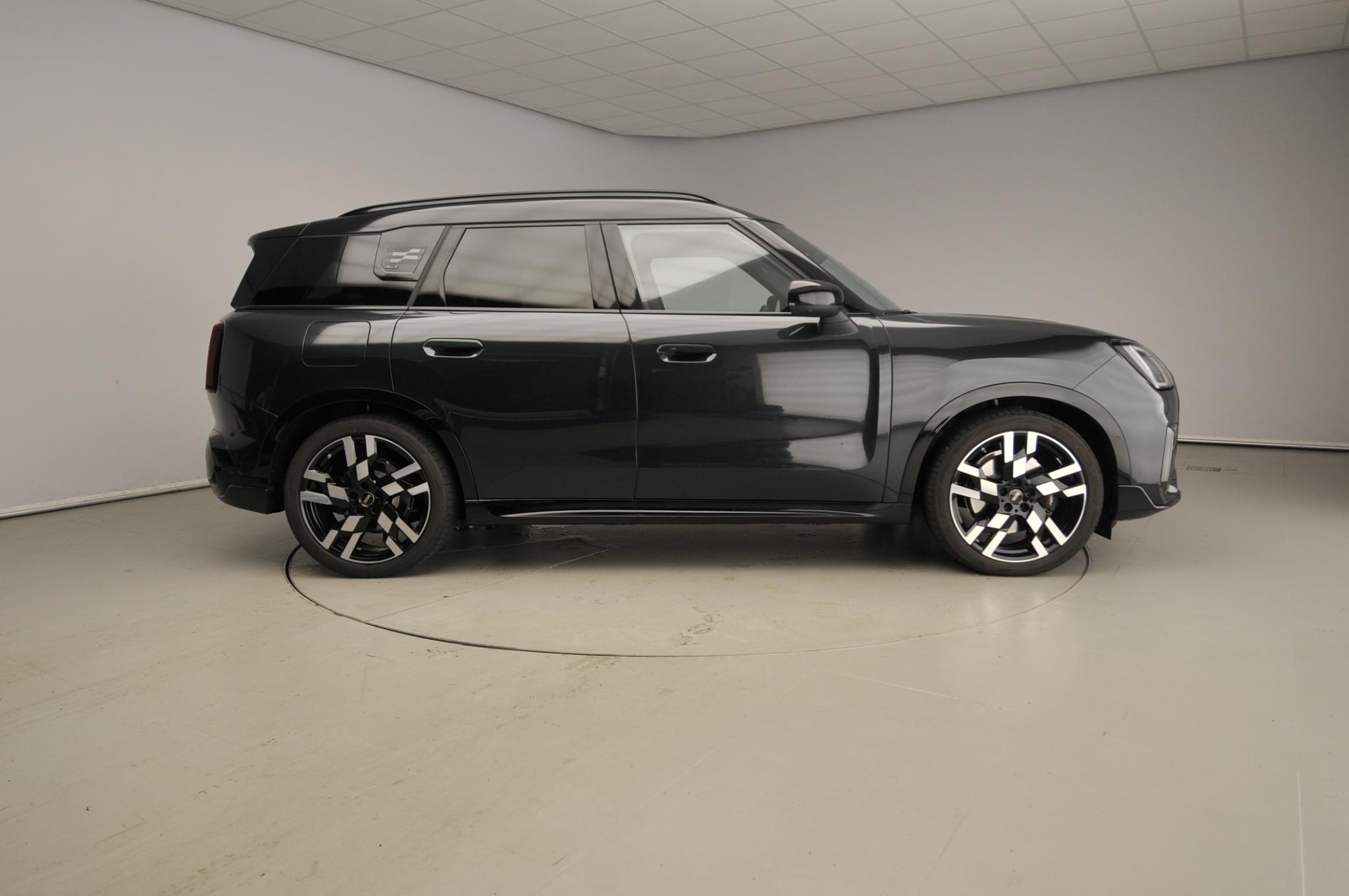 MINI Countryman SE ALL4 John Cooper Works XL 66.5 kWh - Afbeelding 4