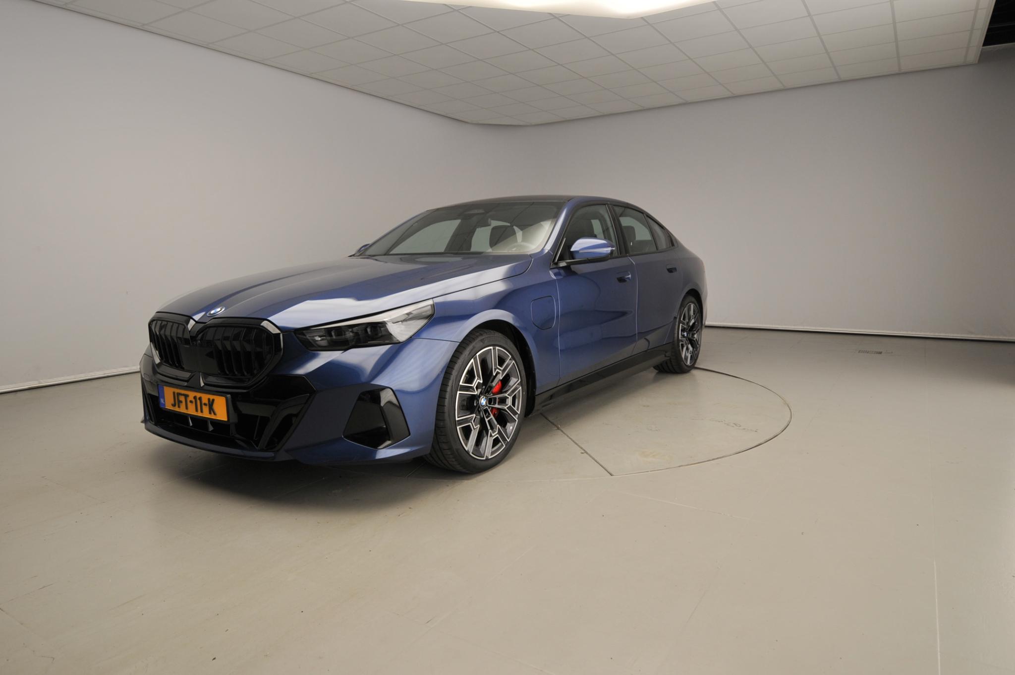 BMW 5 Serie Sedan 550e xDrive