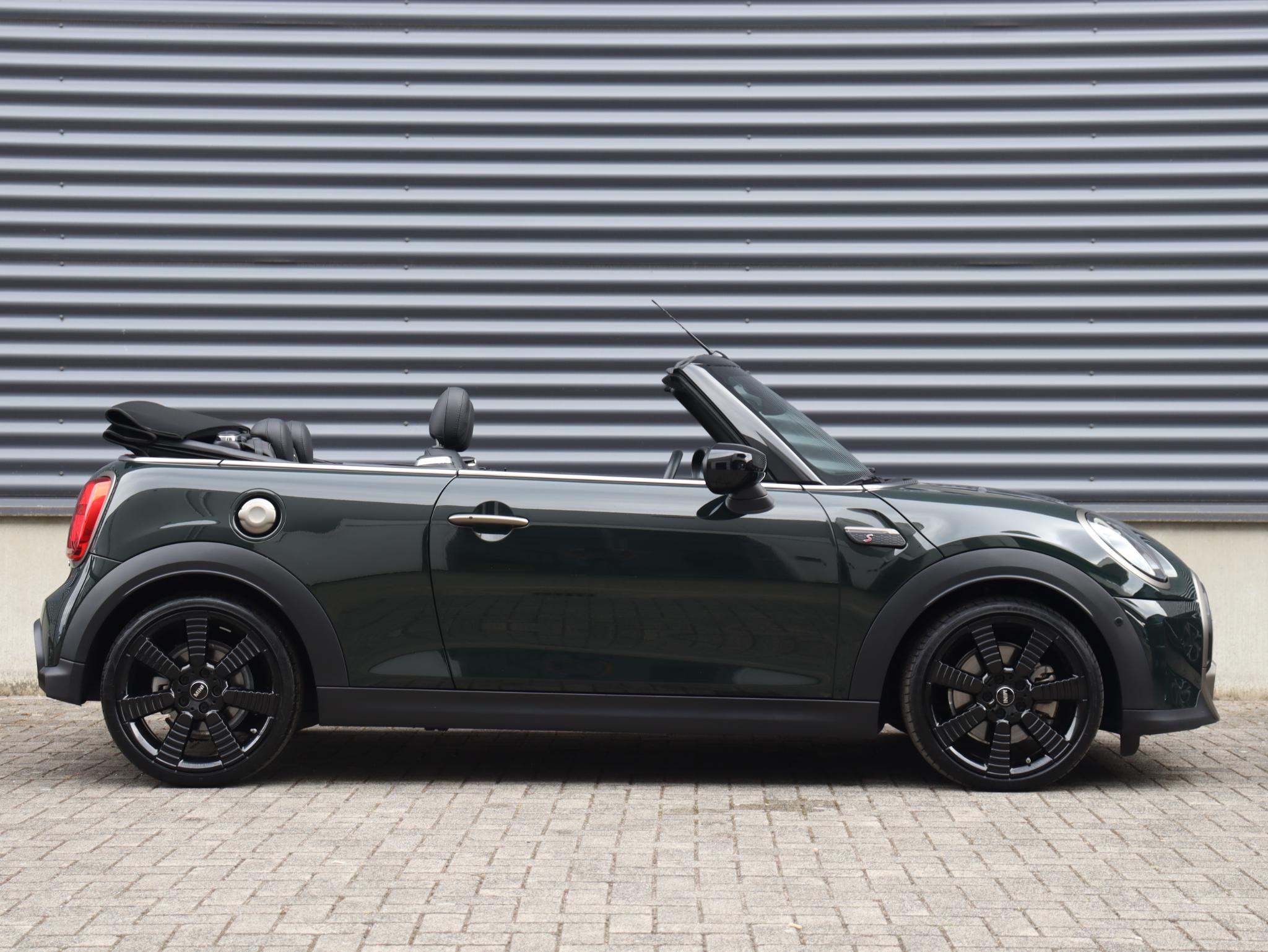 MINI Cabrio