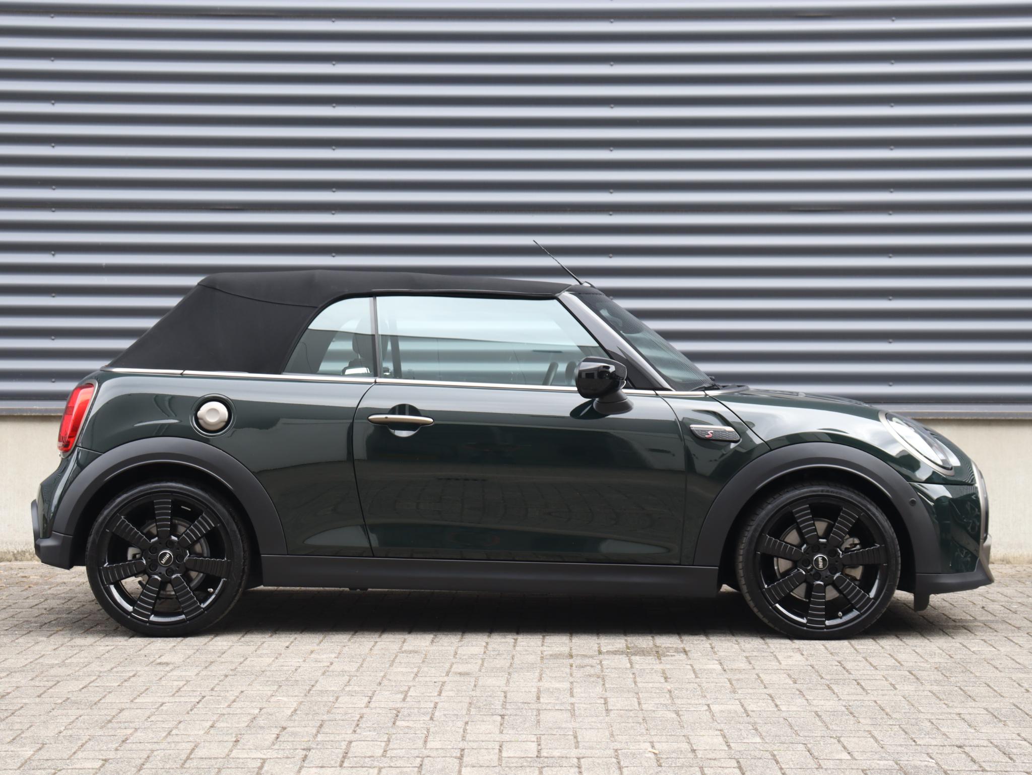 MINI Cabrio