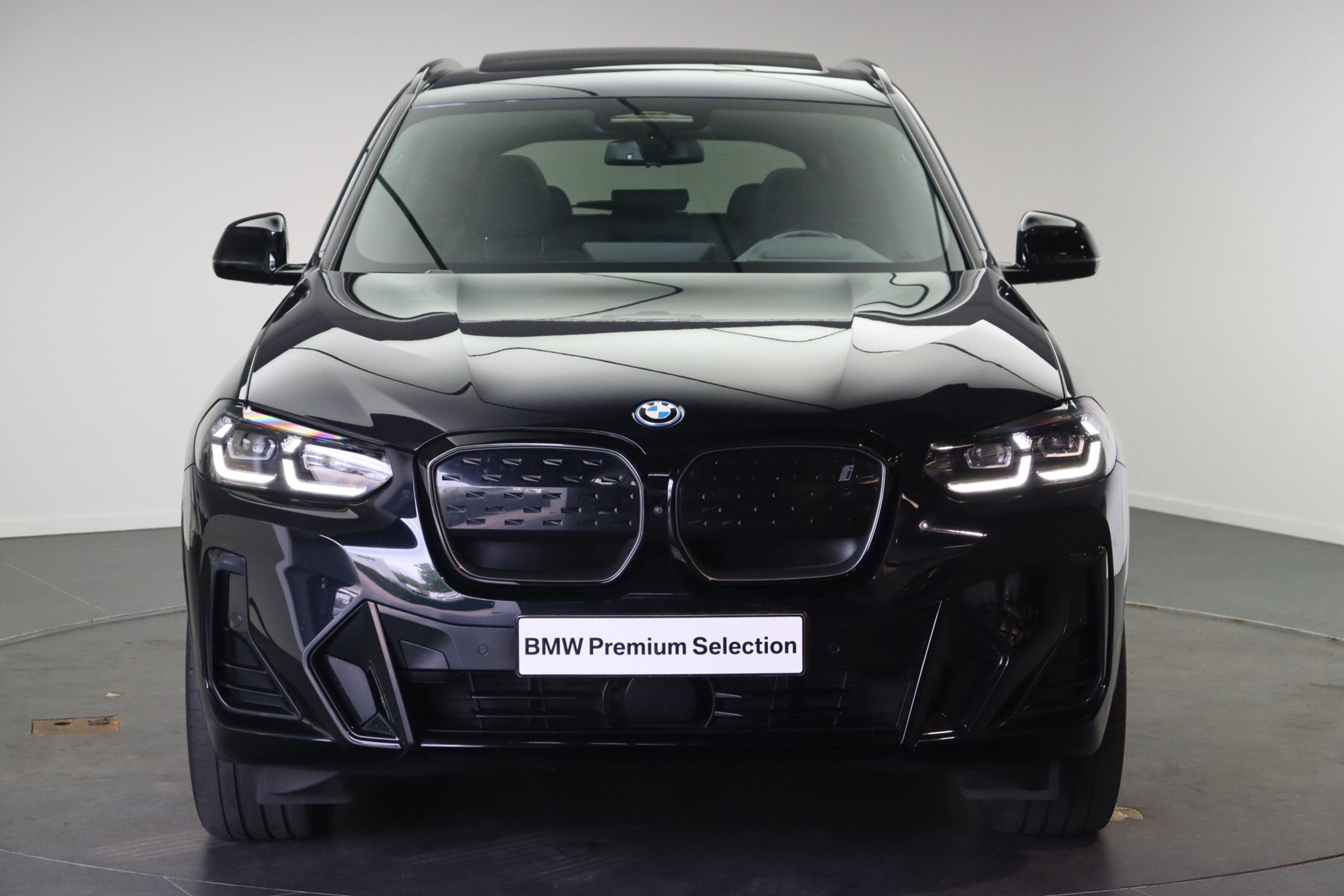BMW iX3 High Executive M Sport