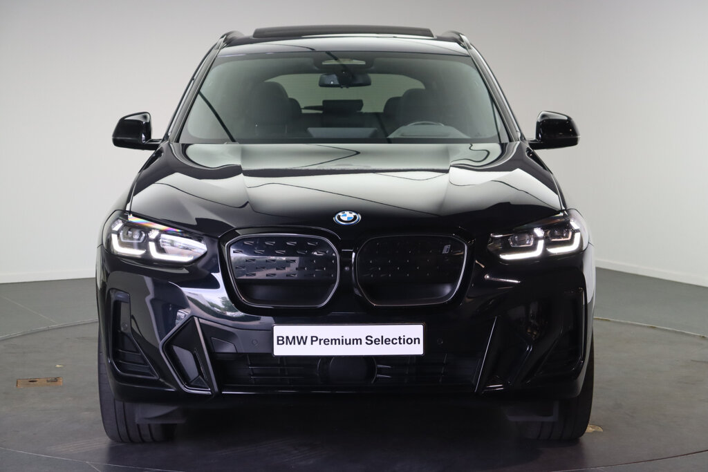 BMW iX3 2