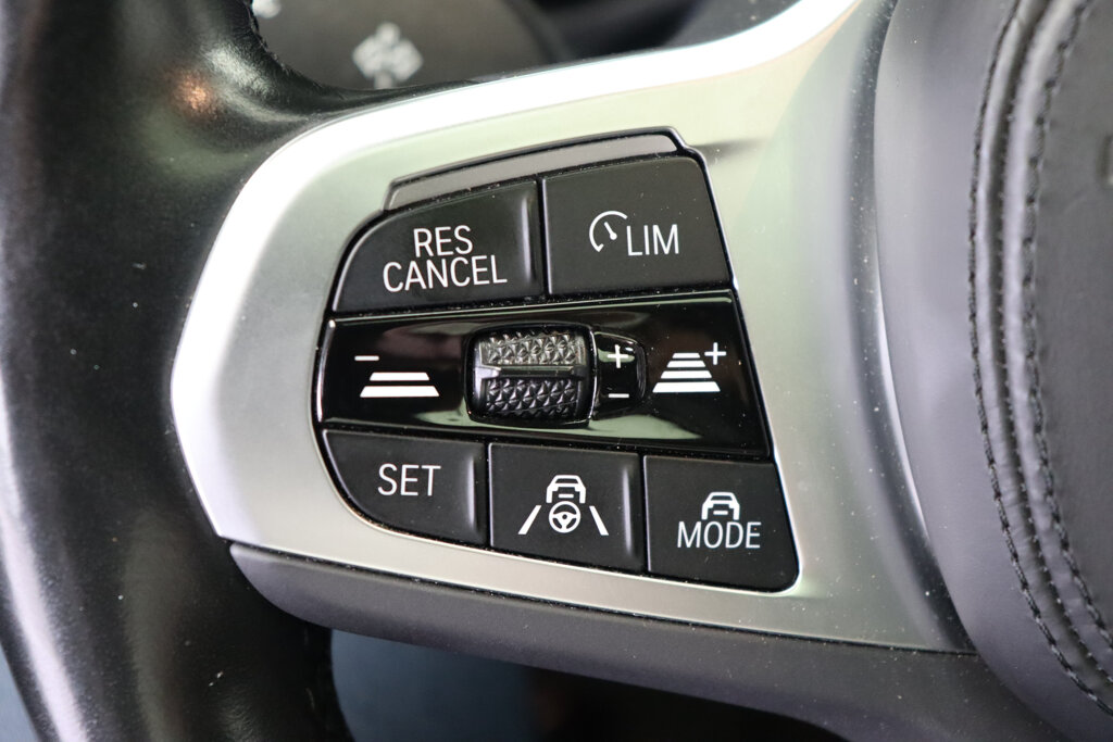 BMW iX3 25