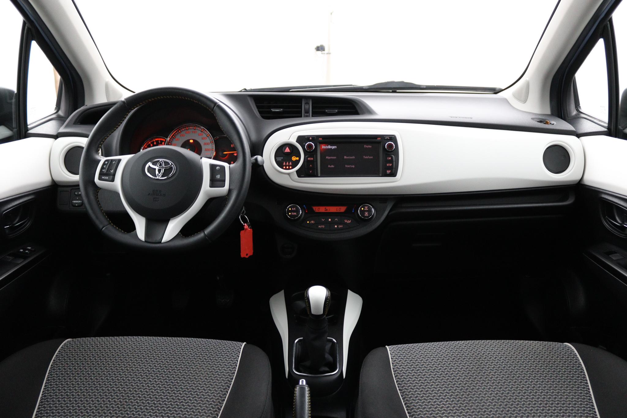Toyota Yaris 1.0 VVT-i Trend - Afbeelding 4