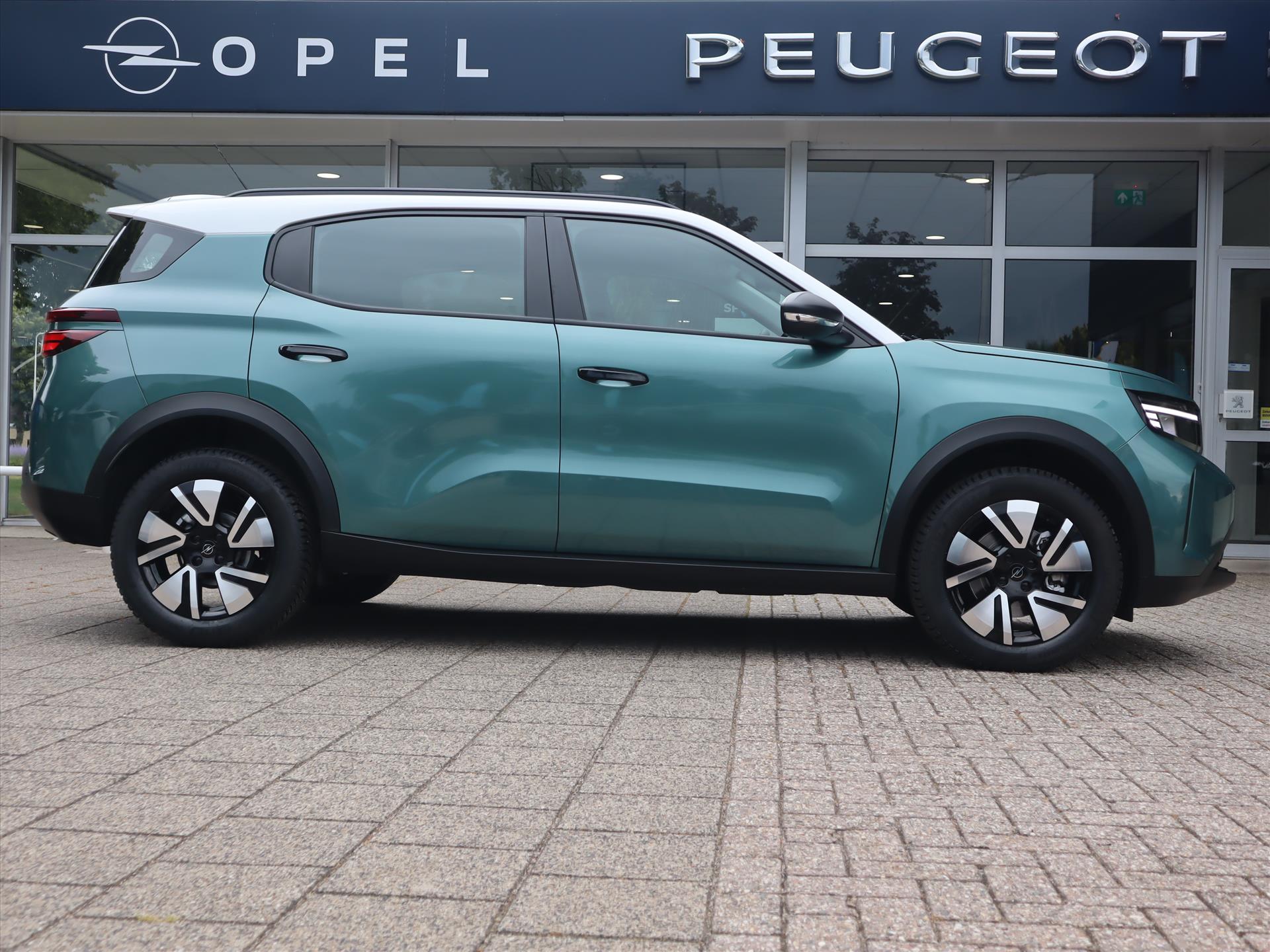 Opel Frontera Edition 1.2 Turbo Hybrid 145pk eDCT automaat, Rijklaarprijs, Navigatie Camera Stoel-, stuur- en voorruitverwarming - Afbeelding 4