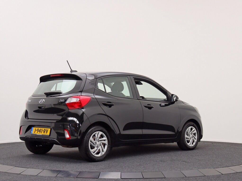 Hyundai i10 1.0 Comfort Automaat | Carplay | Stuur- en stoelverwarming - Afbeelding 2