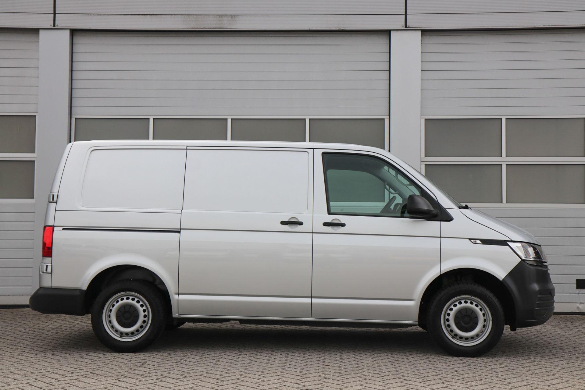 Volkswagen Transporter 2.0 TDI 150pk DSG L1H1 28 - Afbeelding 3