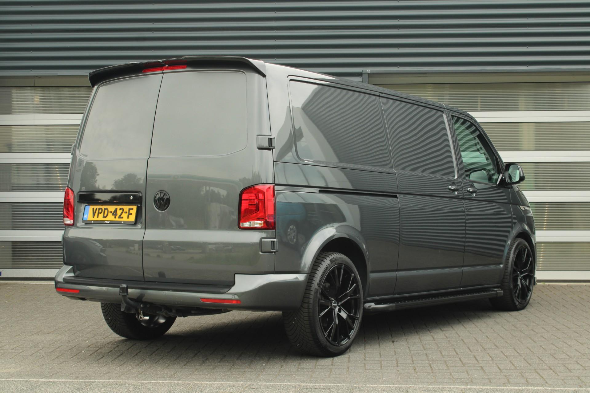 Volkswagen Transporter 2.0 TDI 150pk DSG L2H1 28 Bulli - Afbeelding 2