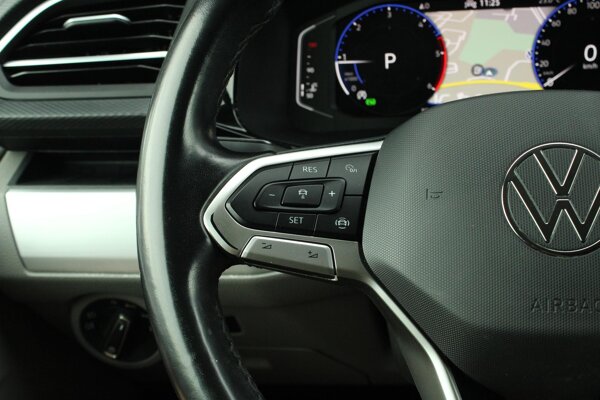 Adaptive cruise control (tot 210 km/u) Adaptive cruise control (tot 210 km/u)