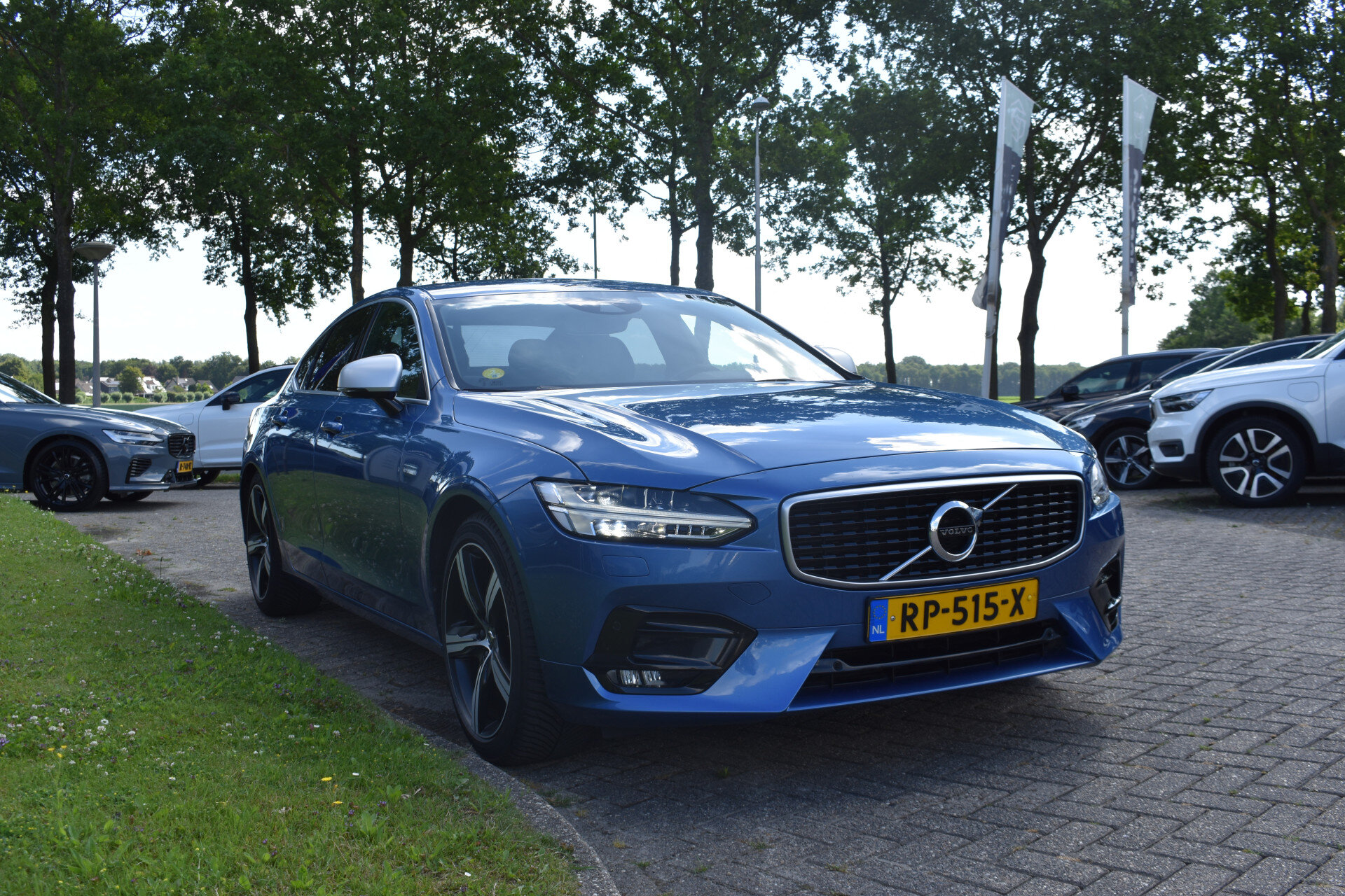 Volvo S90 D3 150PK Automaat R-Design - Afbeelding 2