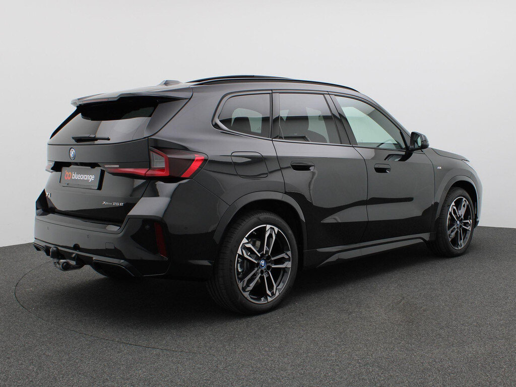 BMW X1 xDrive25e 245PK Aut. M-Sport, Pano-Schuifdak, Keyless, Digital K - Afbeelding 4