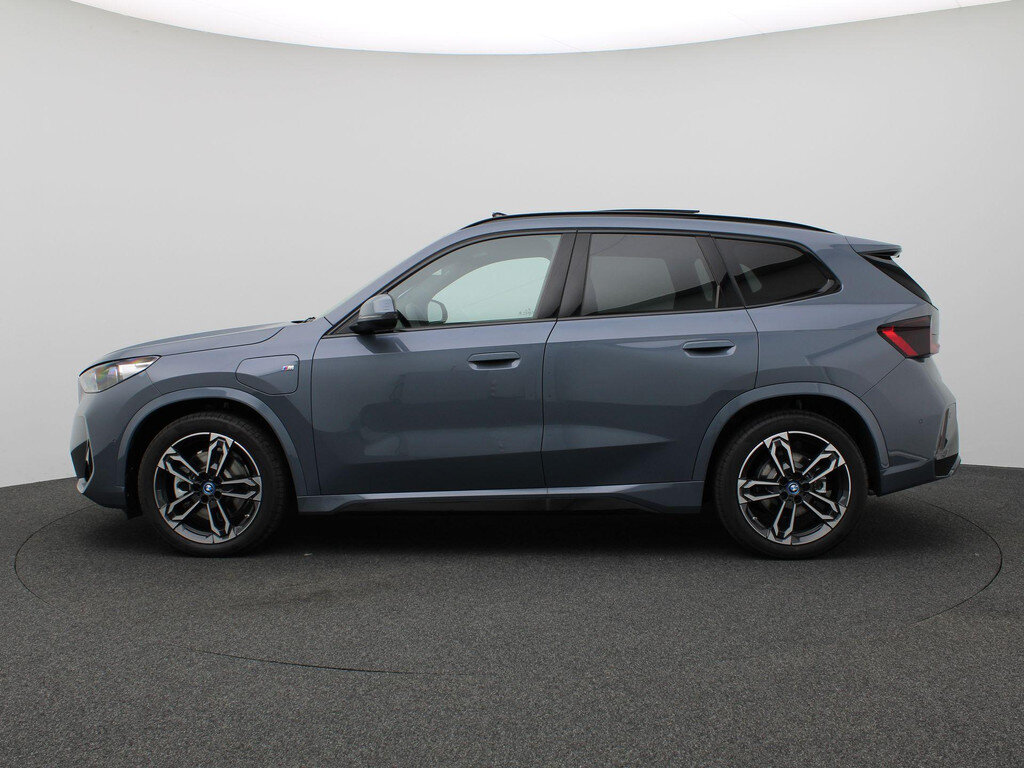 BMW X1 xDrive25e 245PK Aut. M-Sport, Pano-Schuifdak, Keyless, Digital K - Afbeelding 3