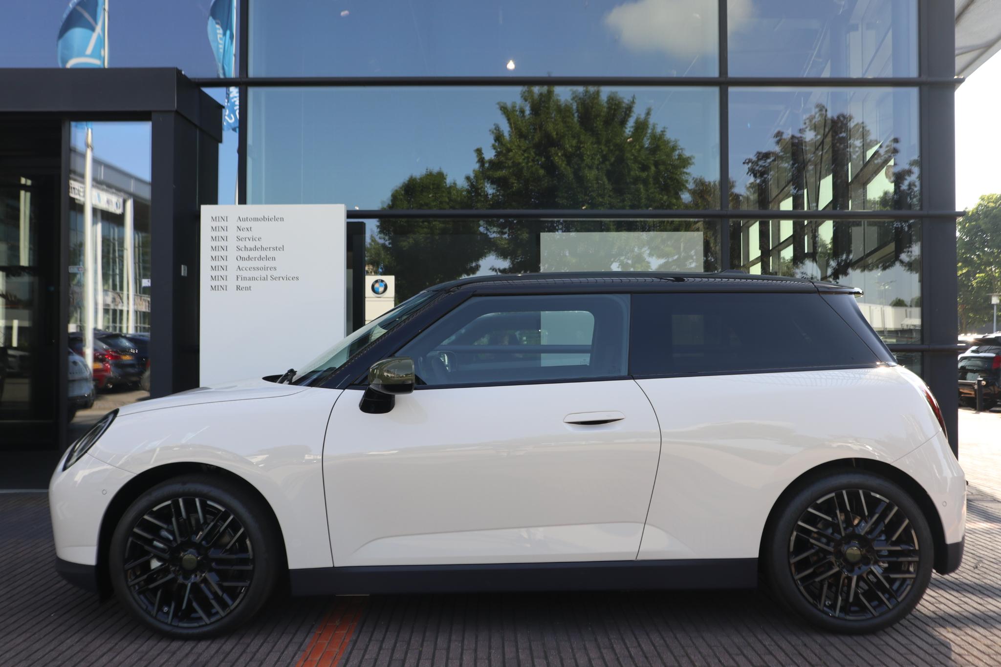 MINI Electric 3-Deurs Cooper SE | Paul Smith + Pakket M - Afbeelding 3
