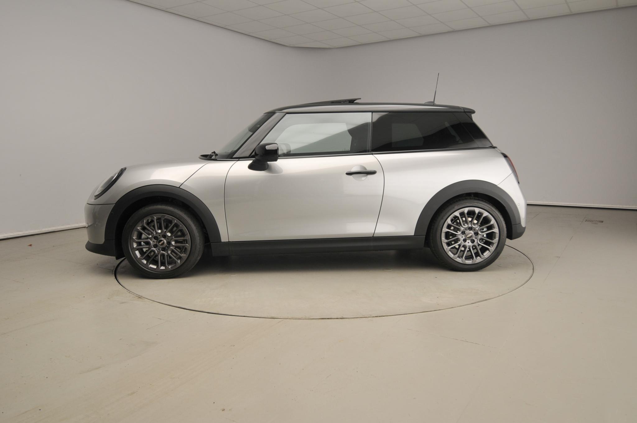 MINI 3-deurs Cooper C - Afbeelding 2