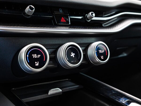 airco (automatisch) airco (automatisch)