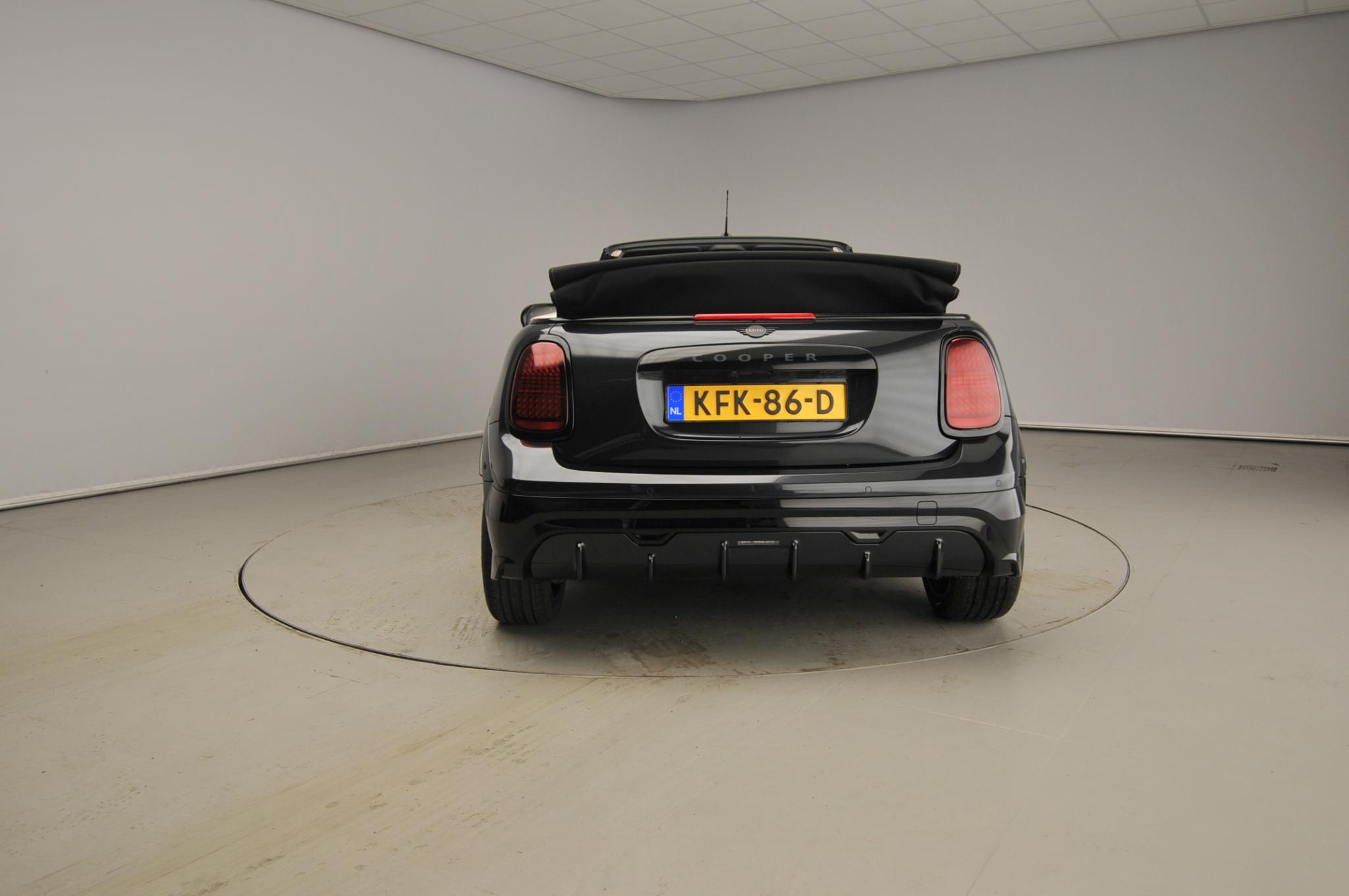 MINI Cooper Cabrio