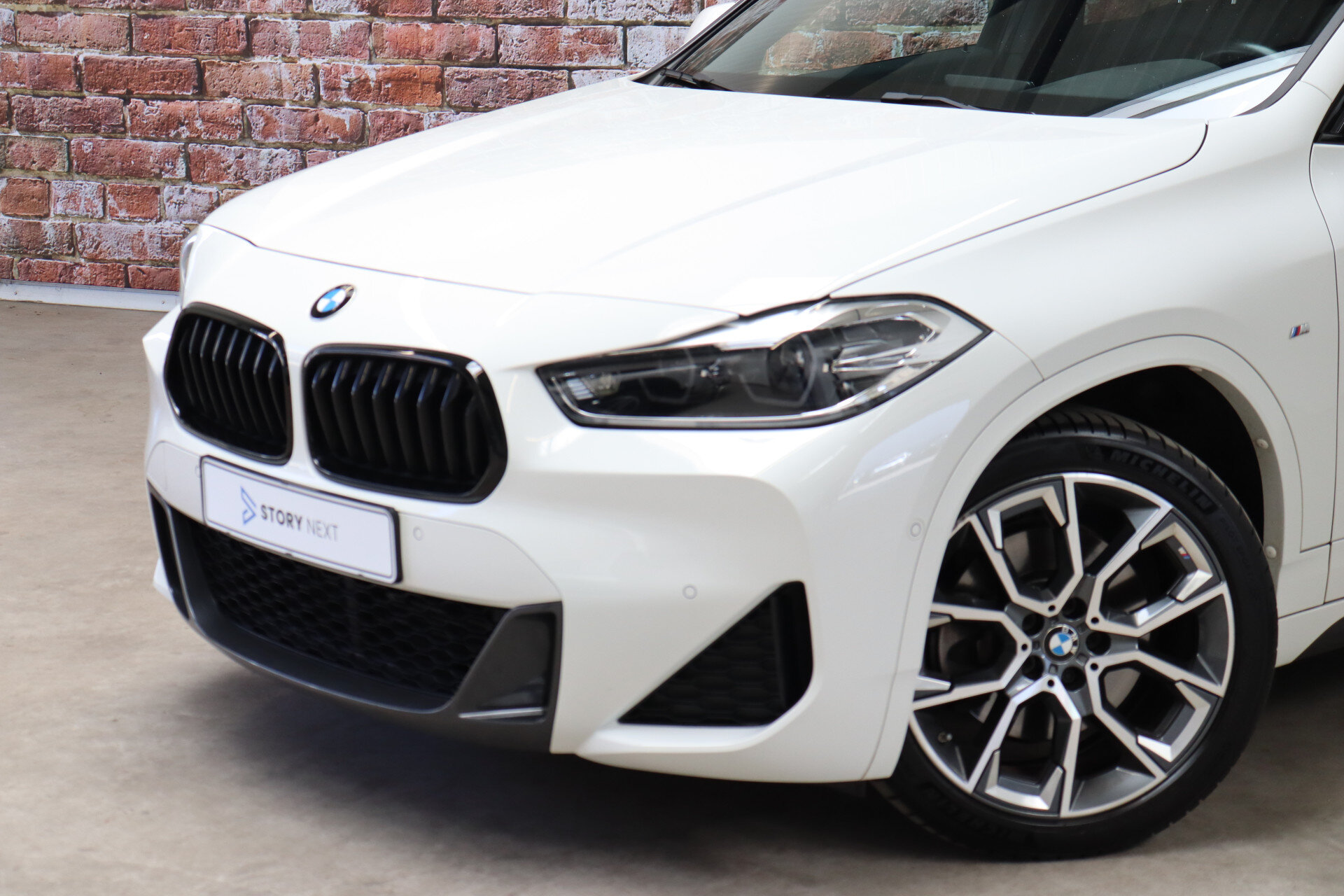 BMW X2 xDrive20i High Executive M Sport Pakket Automaat - Afbeelding 2