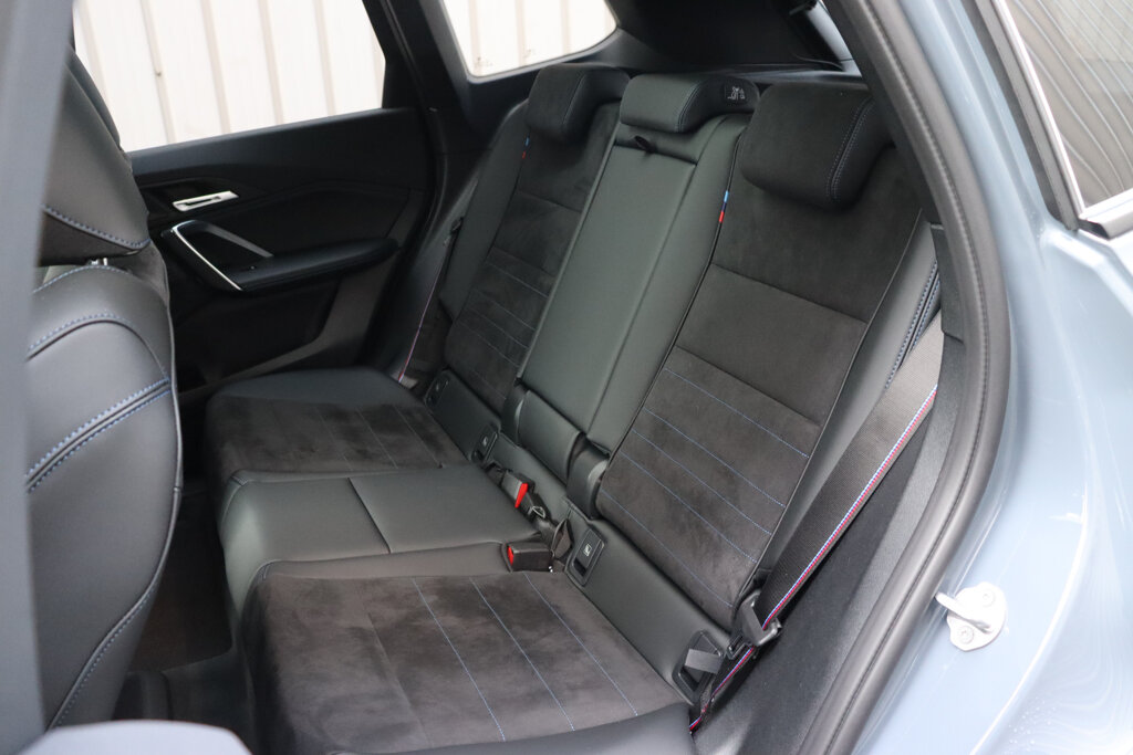 BMW iX1 6