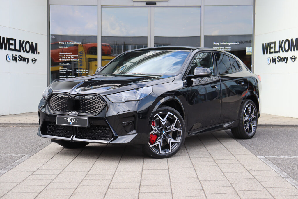 BMW iX2 1
