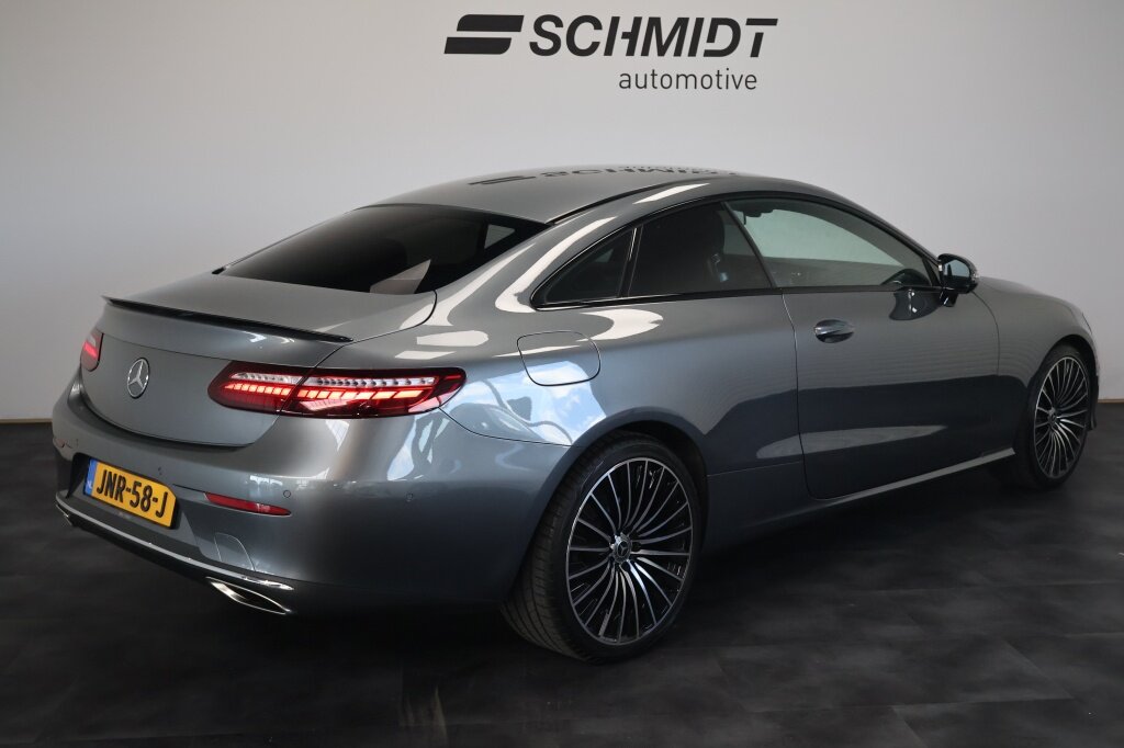 Mercedes-Benz E-Klasse Coupé E300 Coupé 259pk | Burmester | Leder | 20" AMG | MBUX - Afbeelding 3