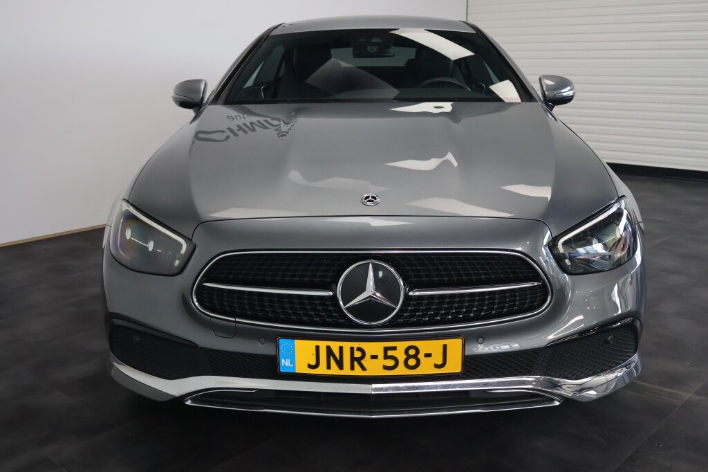 Mercedes-Benz E-Klasse Coupé E300 Coupé 259pk | Burmester | Leder | 20" AMG | MBUX - Afbeelding 5
