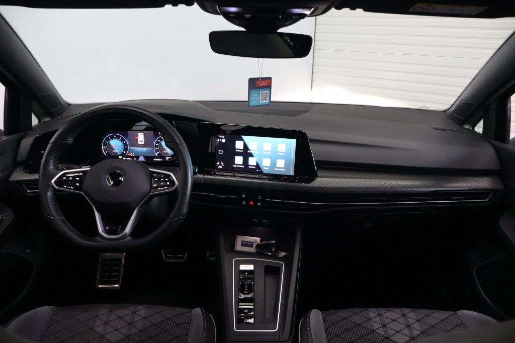 Volkswagen Golf Variant 1.5 eTSI R-Line DSG | Panoramadak | Carplay | Winter Pakket - Afbeelding 2