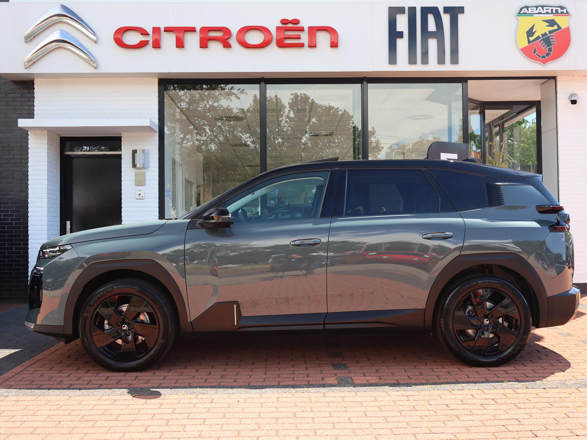 Citroën C5 Aircross Hybrid 145PK Automaat Max, Rijklaarprijs | Panoramadak | Trekhaak afn. | Lederen interieur | Stoelmassage | Stoelventilatie - Afbeelding 2
