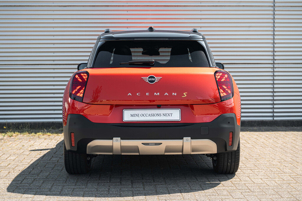 MINI Aceman 33