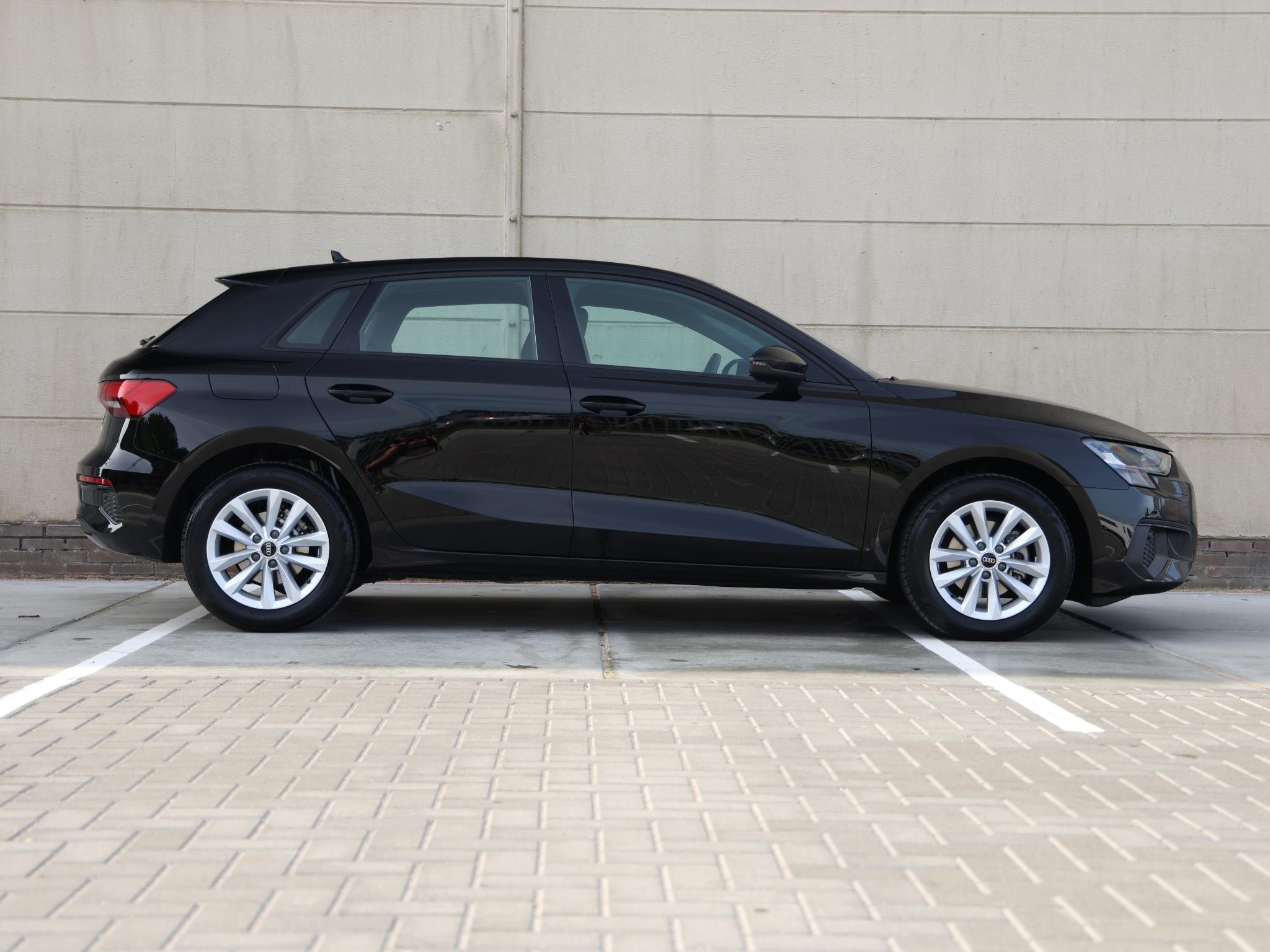 Audi A3 Sportback 30 TFSI Pro Line - Afbeelding 2