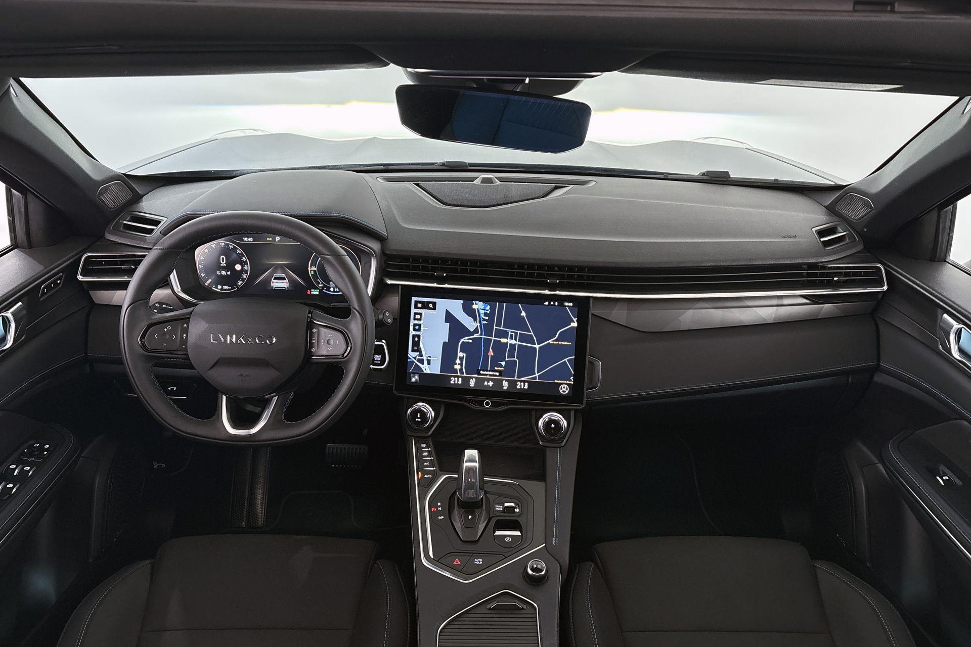Lynk & Co 01