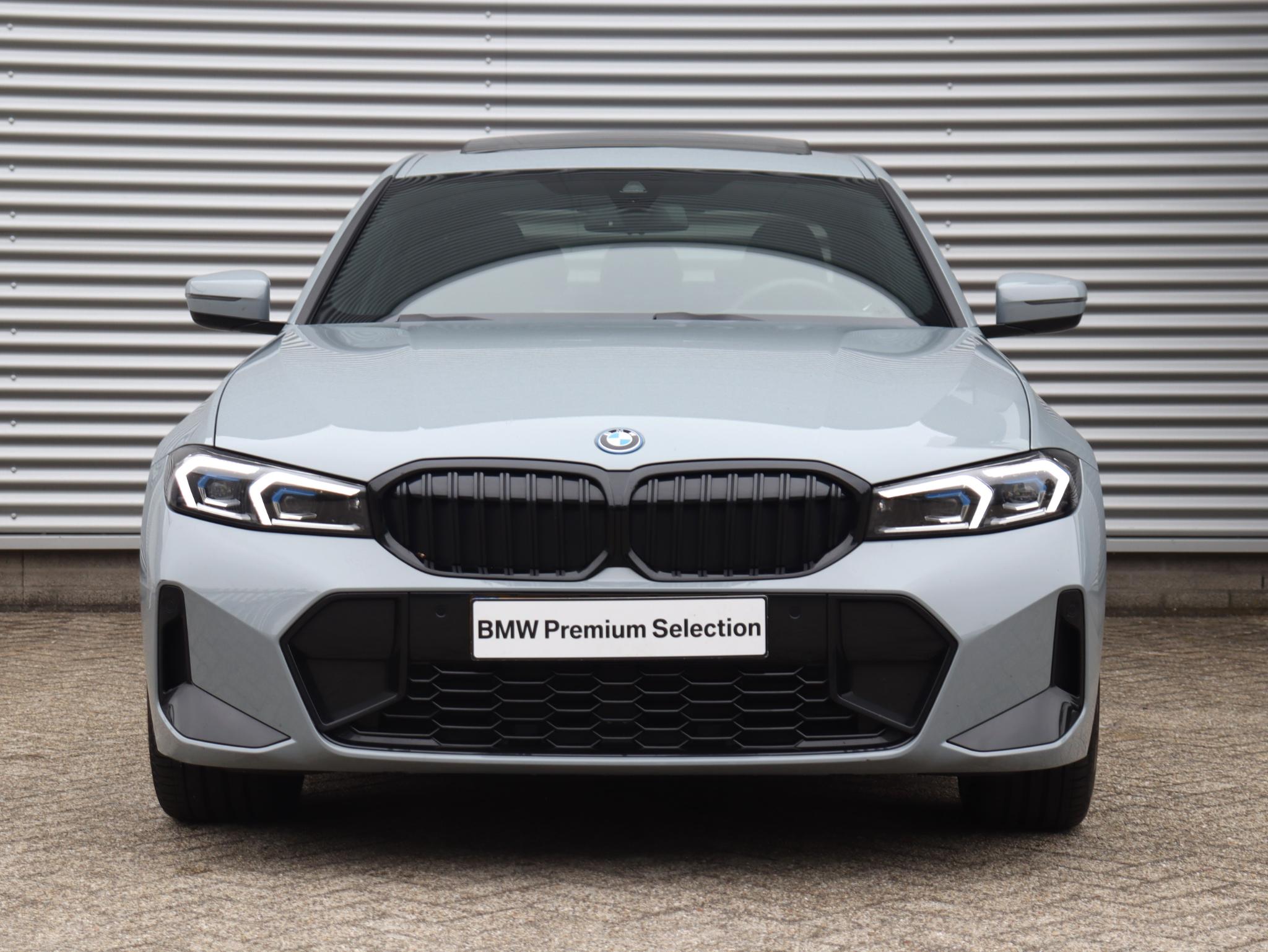 BMW 3-serie Sedan 320e - Afbeelding 3
